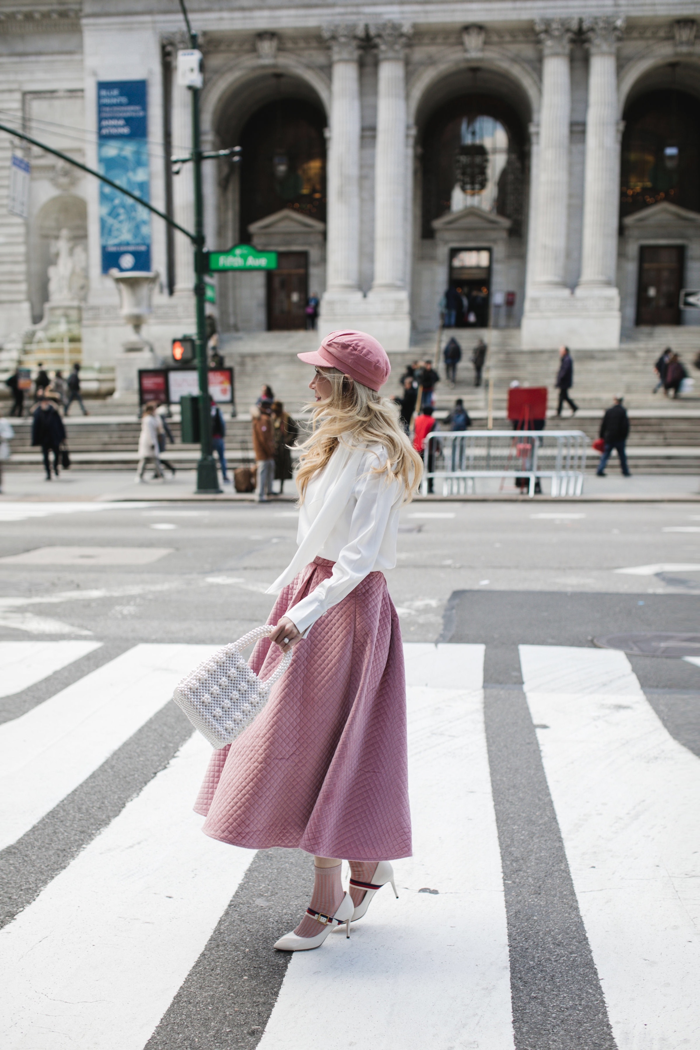 Chicwish pink midi outlet skirt