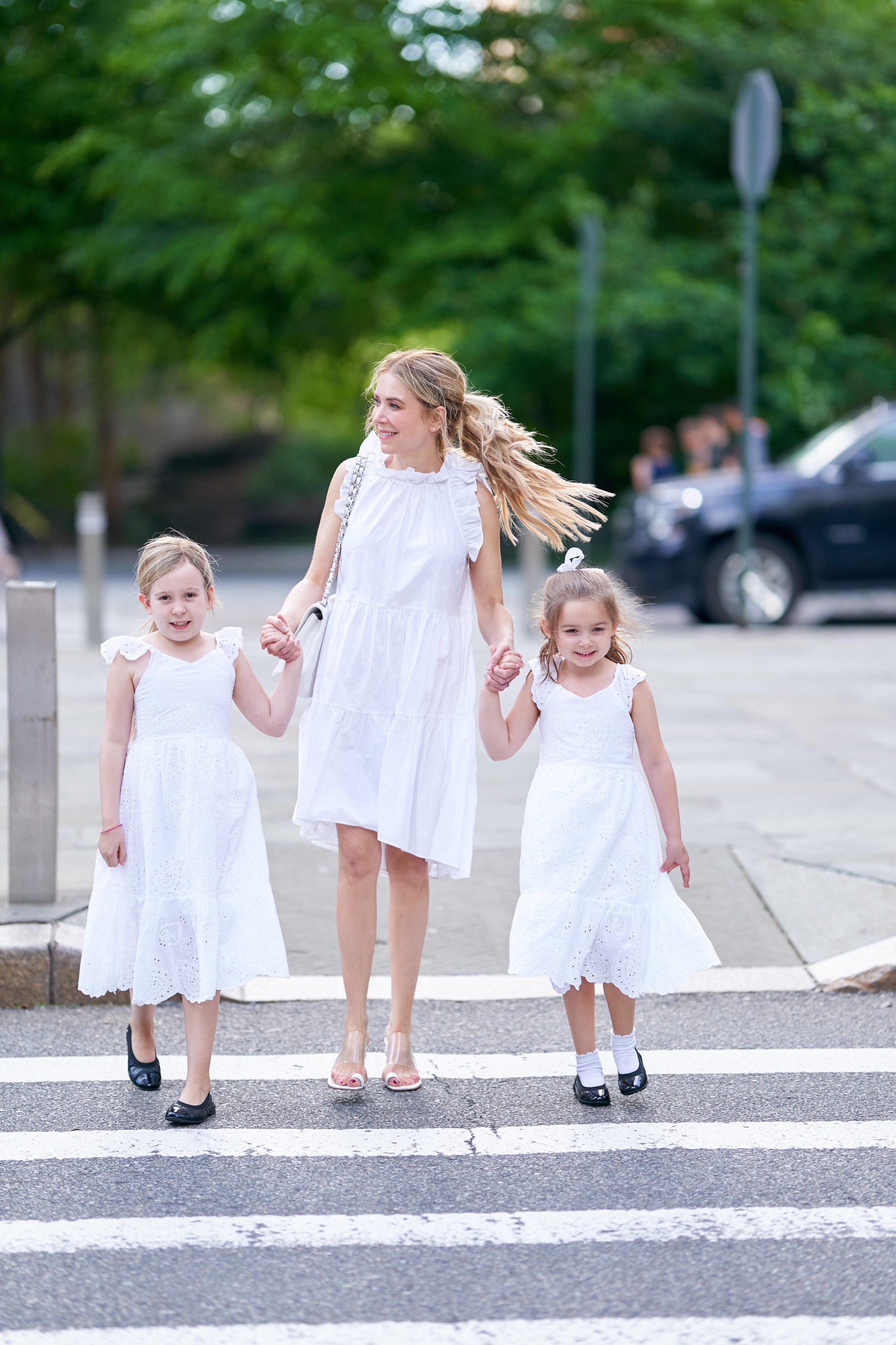 About the Outfits, Mommy daughter style, white dresses, www.abouttheoutfits.com