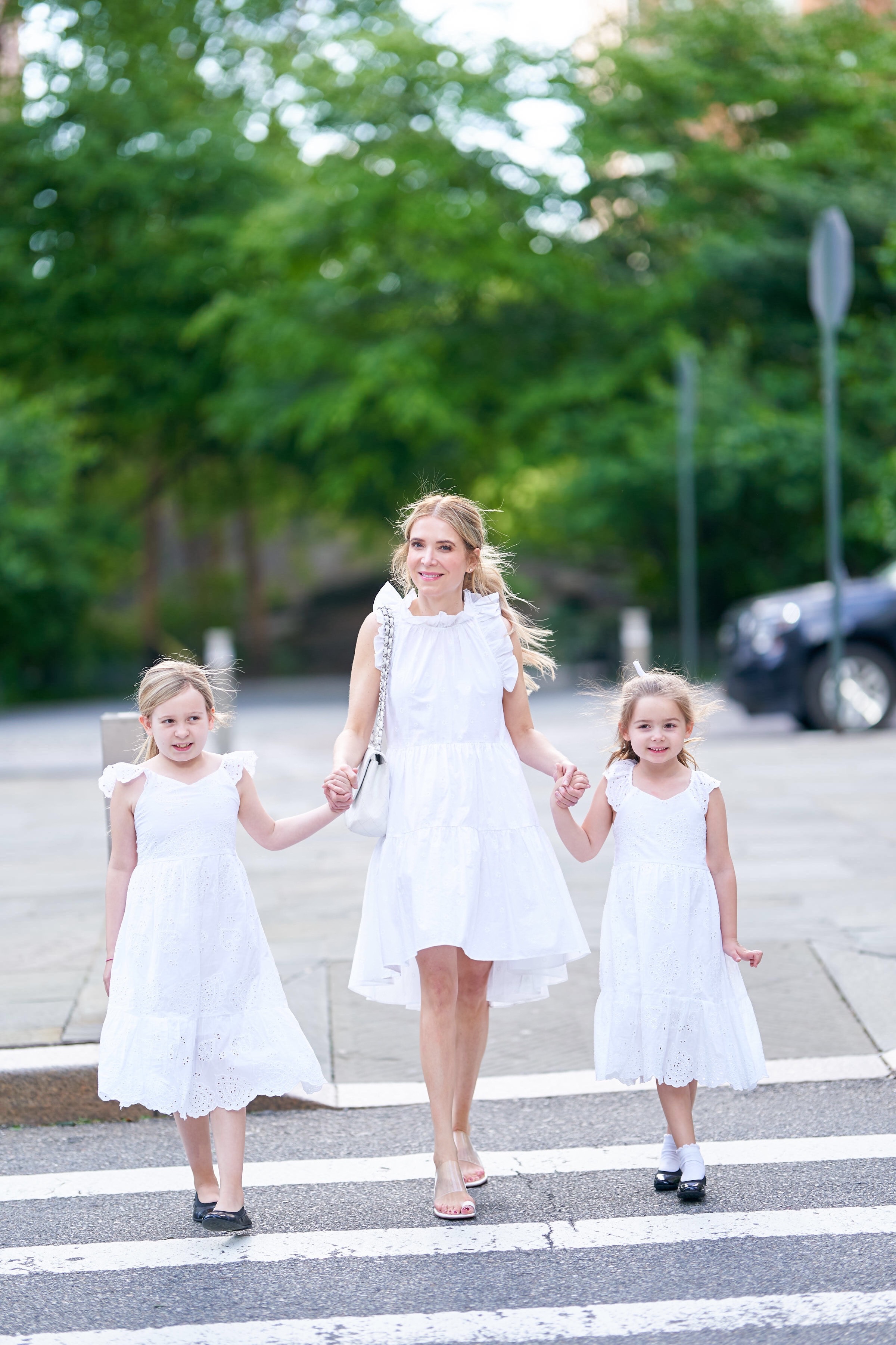 About the Outfits, matching dresses, Mommy daughter dresses, white dresses, www.abouttheoutfits.com