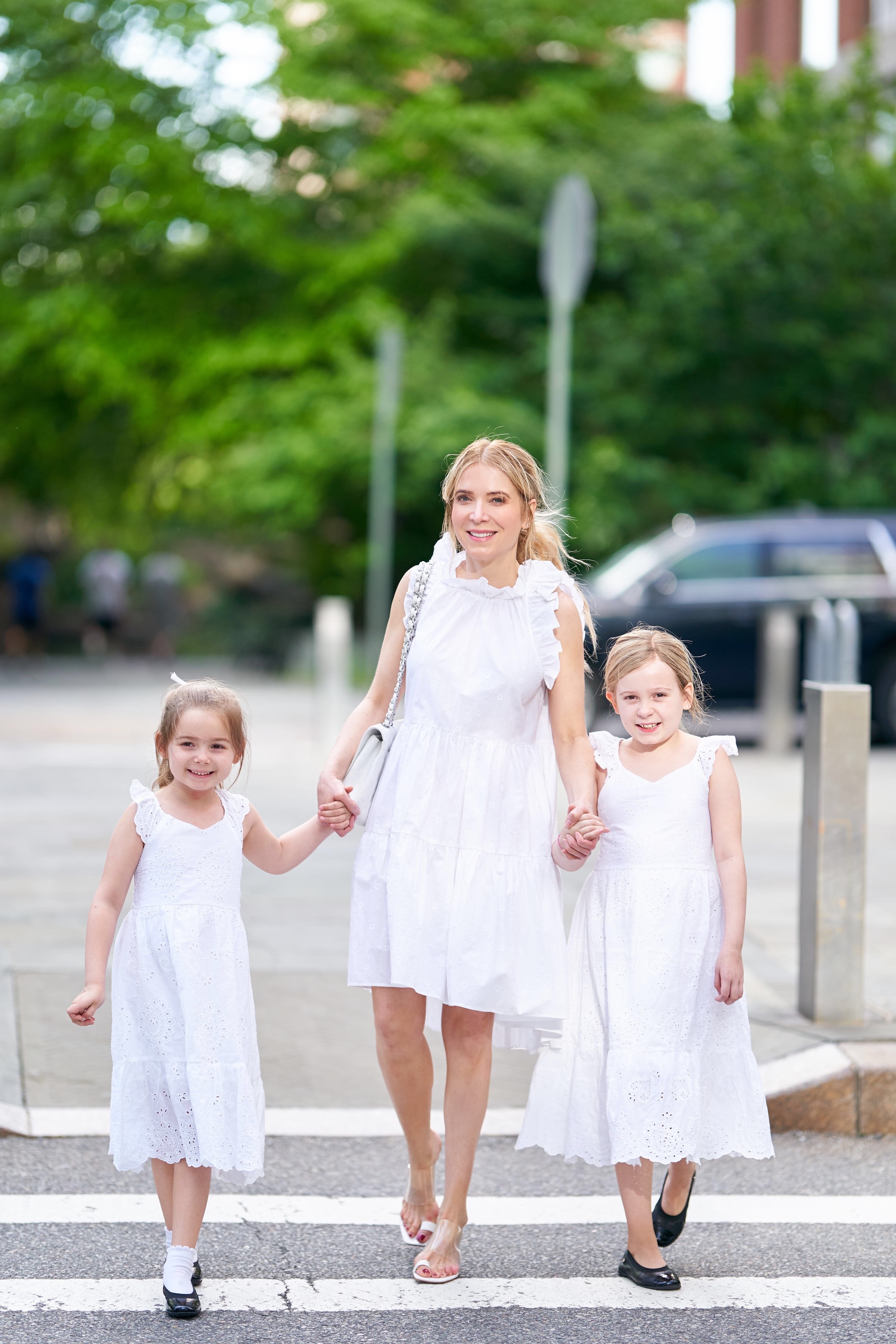 About the Outfits, Laura Bonner, little girls dresses, Mommy daughter style, white dresses, www.abouttheoutfits.com