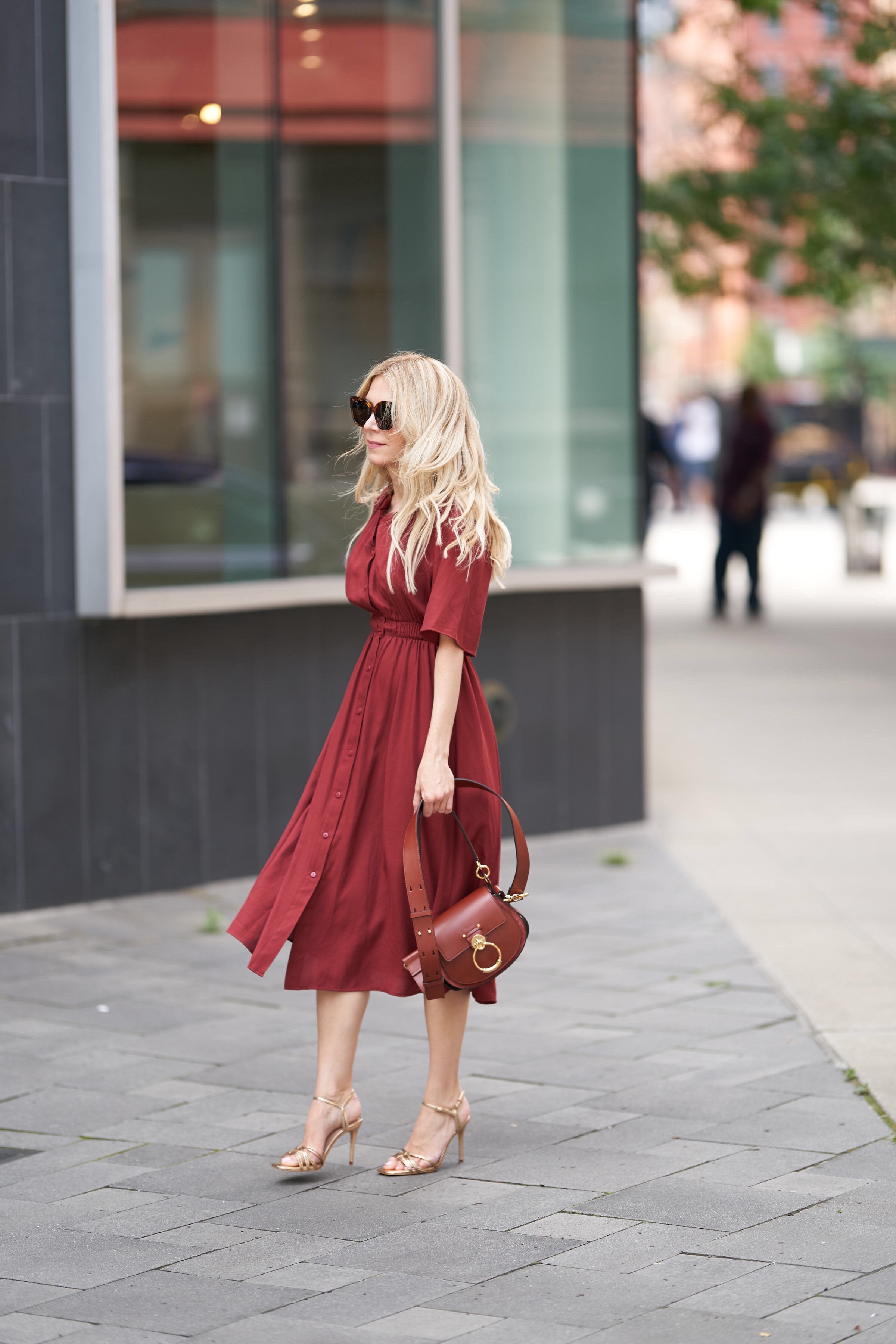 Burgundy shirt dress, Zara shirt dress, Chloe tess bag, Laura Bonner, About the Outfits, NYC Fashion Blogger